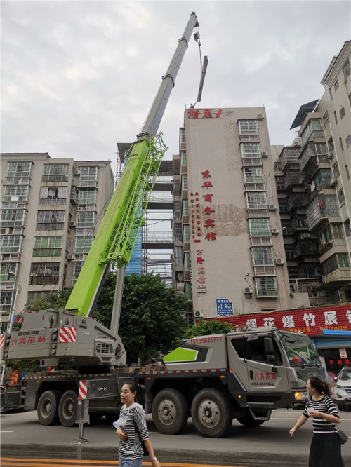松溪县吊车租赁需要注意事项