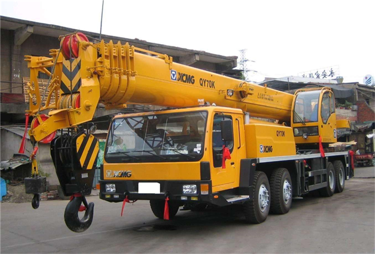 松溪县吊车出租选择重点